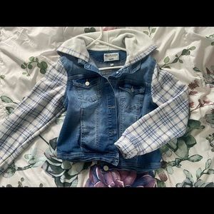 Wallflower denim jacket Size- Large Juniors